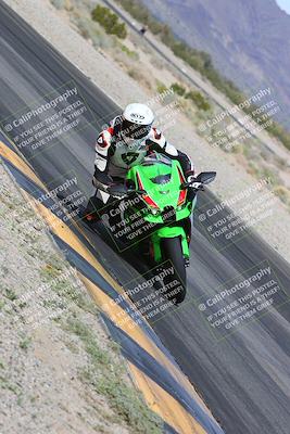 media/Mar-10-2024-SoCal Trackdays (Sun) [[6228d7c590]]/12-Turn 14 Inside (145pm)/